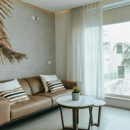 Apulialux Seaview Prestige Apt / Jacuzzi + Parking 公寓 *
